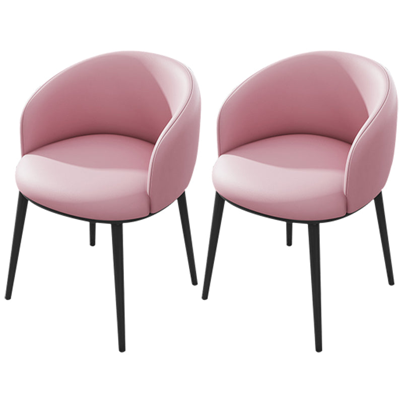 Silla de comedor tapizada moderna con respaldo sólido y acabado mate