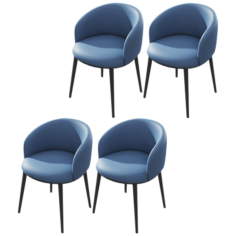 Silla de comedor tapizada moderna con respaldo sólido y acabado mate