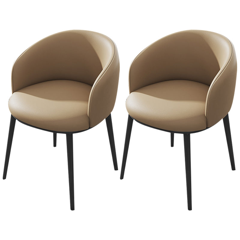 Silla de comedor tapizada moderna con respaldo sólido y acabado mate