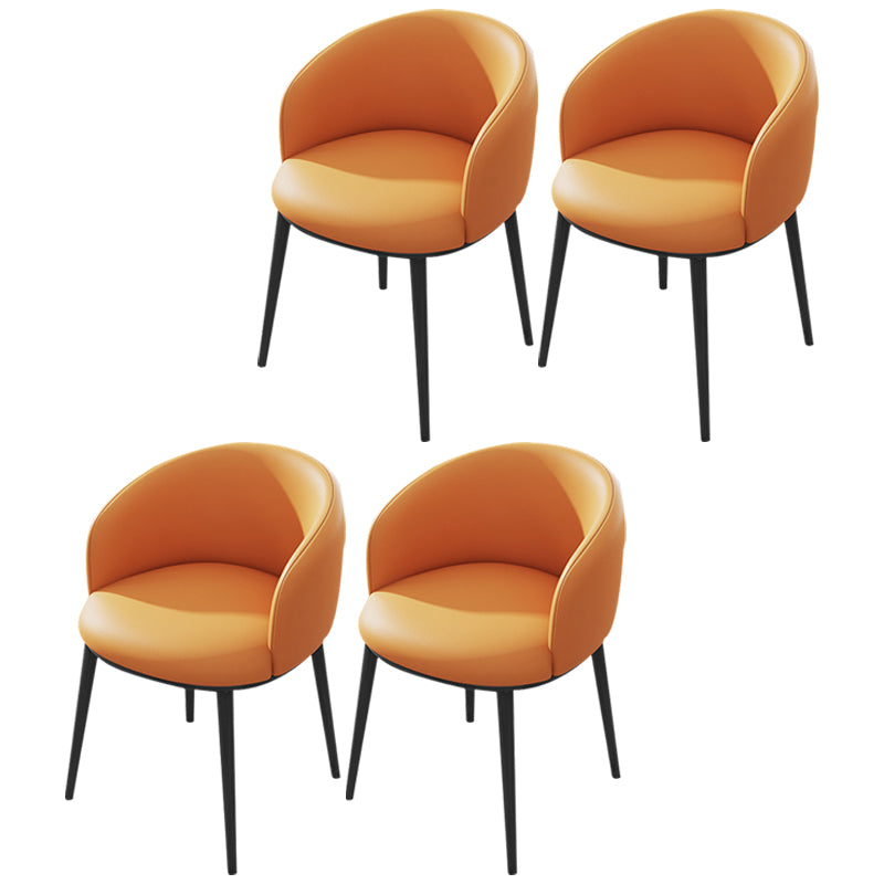 Silla de comedor tapizada moderna con respaldo sólido y acabado mate
