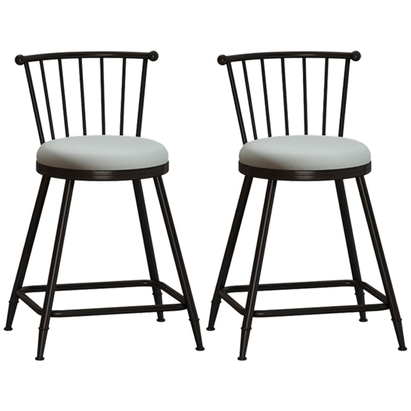 Taburete de bar moderno sin brazos con respaldo, taburete de acero para tienda de té con leche y cojín de cuero