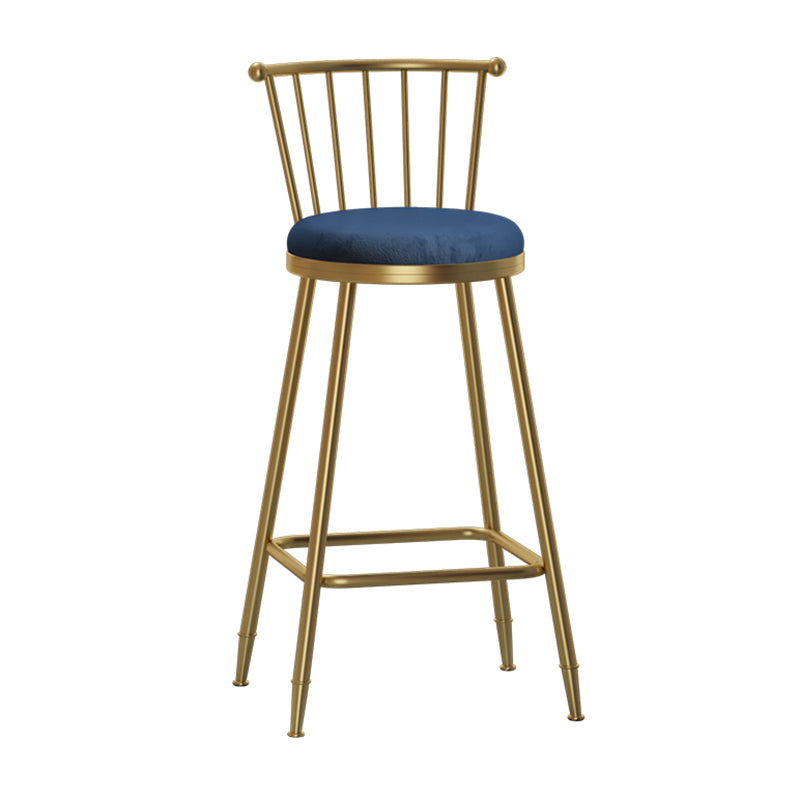 Glam Barhocker ohne Armlehnen, Barhocker aus Stahl für den Milchteeladen mit Samtkissen
