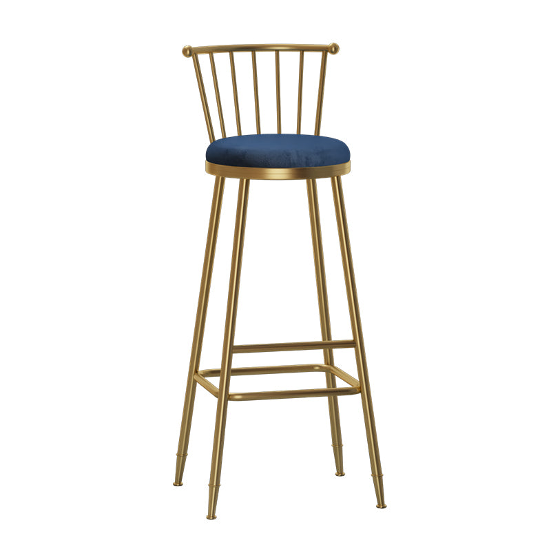 Glam Barhocker ohne Armlehnen, Barhocker aus Stahl für den Milchteeladen mit Samtkissen