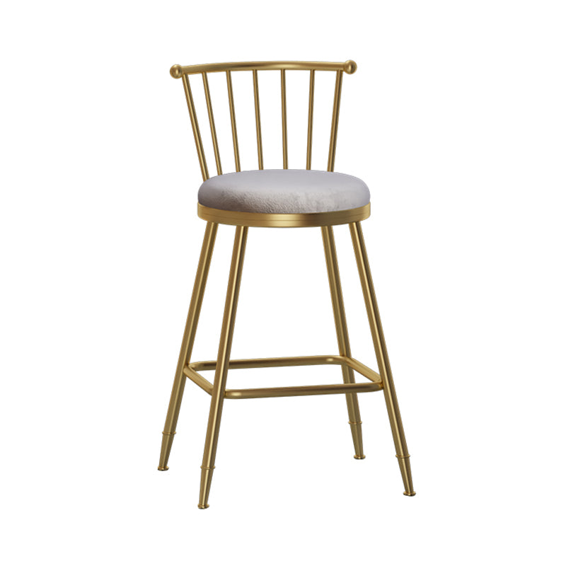 Glam Barhocker ohne Armlehnen, Barhocker aus Stahl für den Milchteeladen mit Samtkissen