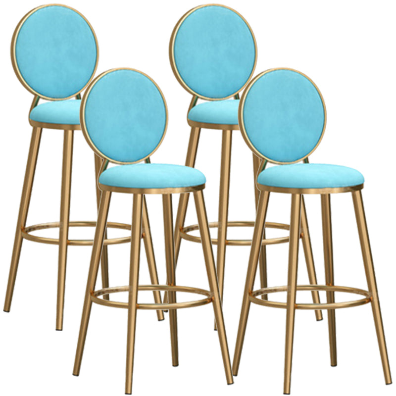Taburete de bar sin brazos con respaldo Glam, taburete de bar de hierro para cafetería con cojín de terciopelo y pedal