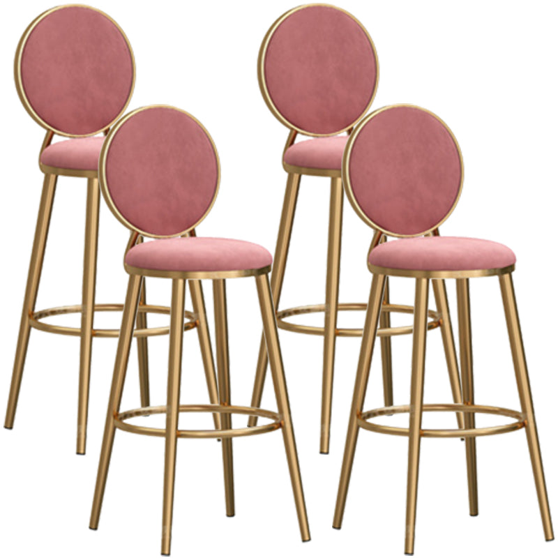Taburete de bar sin brazos con respaldo Glam, taburete de bar de hierro para cafetería con cojín de terciopelo y pedal