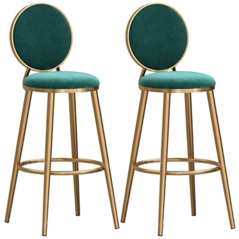 Taburete de bar sin brazos con respaldo Glam, taburete de bar de hierro para cafetería con cojín de terciopelo y pedal