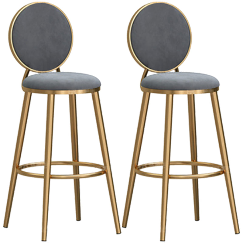 Taburete de bar sin brazos con respaldo Glam, taburete de bar de hierro para cafetería con cojín de terciopelo y pedal