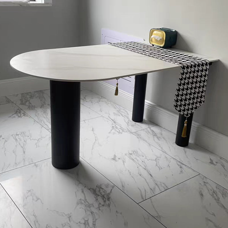 Mesa blanca de forma irregular para la mesa de la isla de piedra sinterizada del restaurante con 3 patas