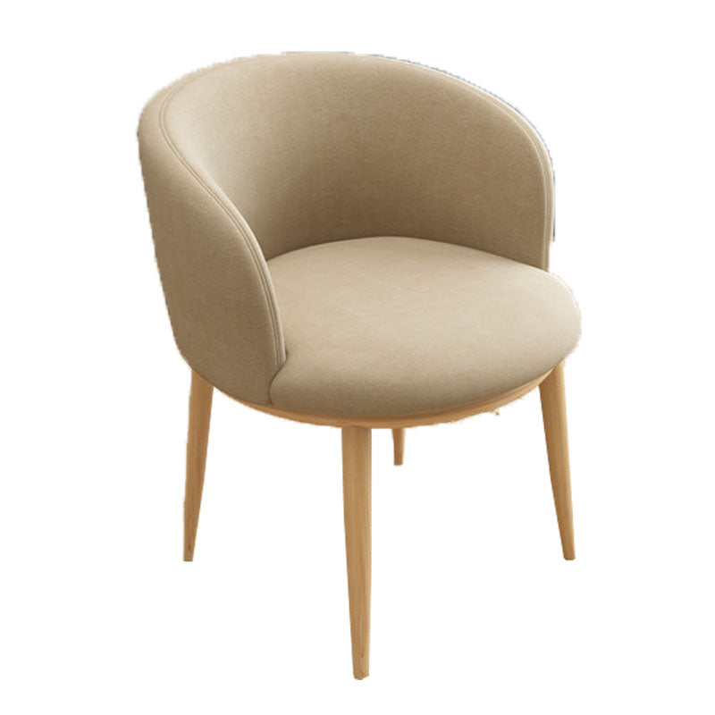 Silla de comedor de cuero con respaldo sólido y acabado mate para el hogar contemporáneo