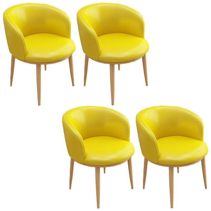 Silla de comedor de cuero con respaldo sólido y acabado mate para el hogar contemporáneo