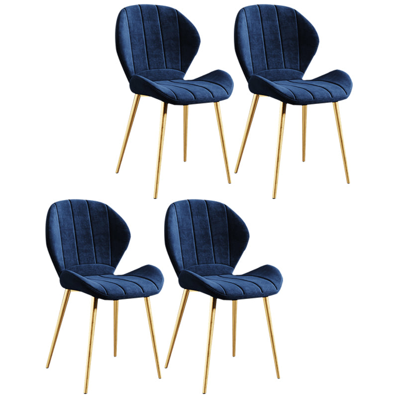 Silla lateral casera tapizada escandinava Wingback Silla de comedor con acabado mate