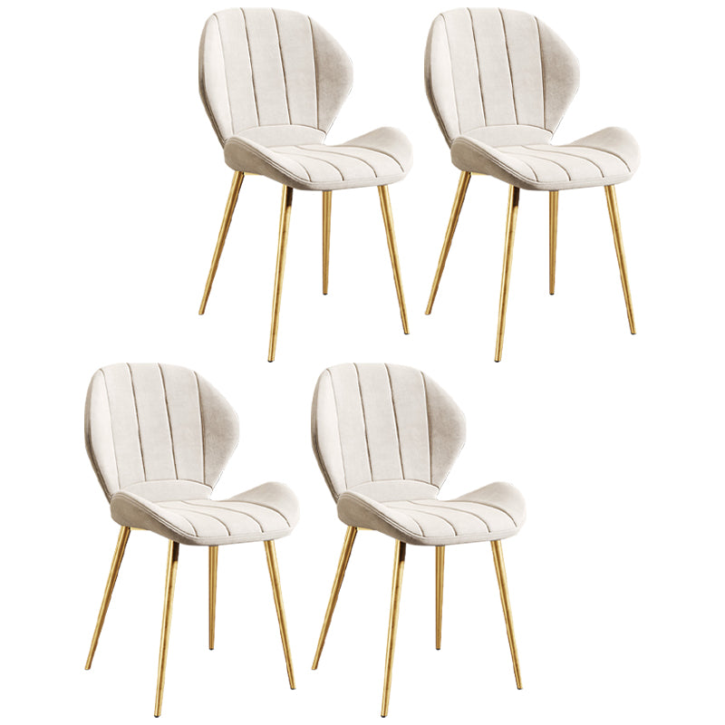 Silla lateral casera tapizada escandinava Wingback Silla de comedor con acabado mate