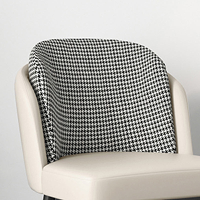 Silla de comedor de metal Glam, silla tapizada de comedor de tela para uso en restaurantes