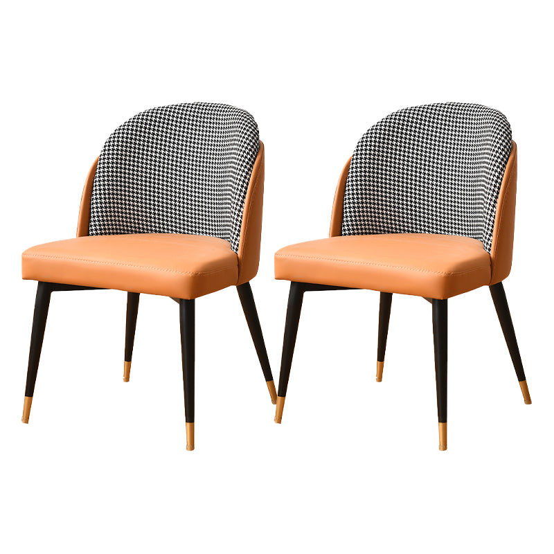 Silla de comedor de metal Glam, silla tapizada de comedor de tela para uso en restaurantes
