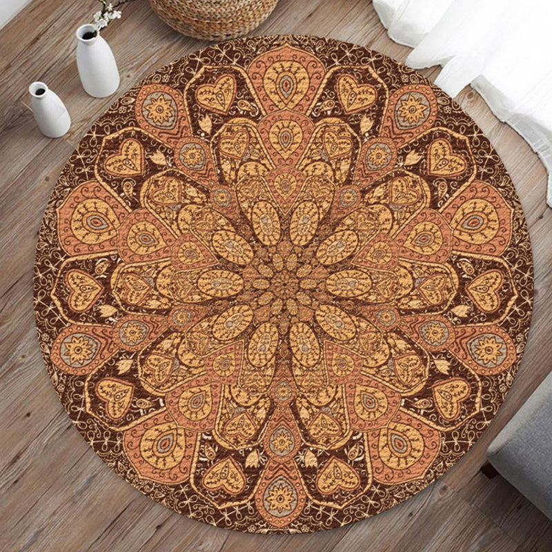 Brown Retro Carpet Polyester Graphic Area Carpet Washable Carpet for Home Decor