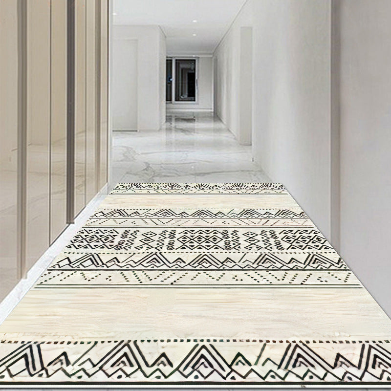 Traditional Carpet Southwestern Pattern Rug Polyester Pet Friendly Indoor Carpet