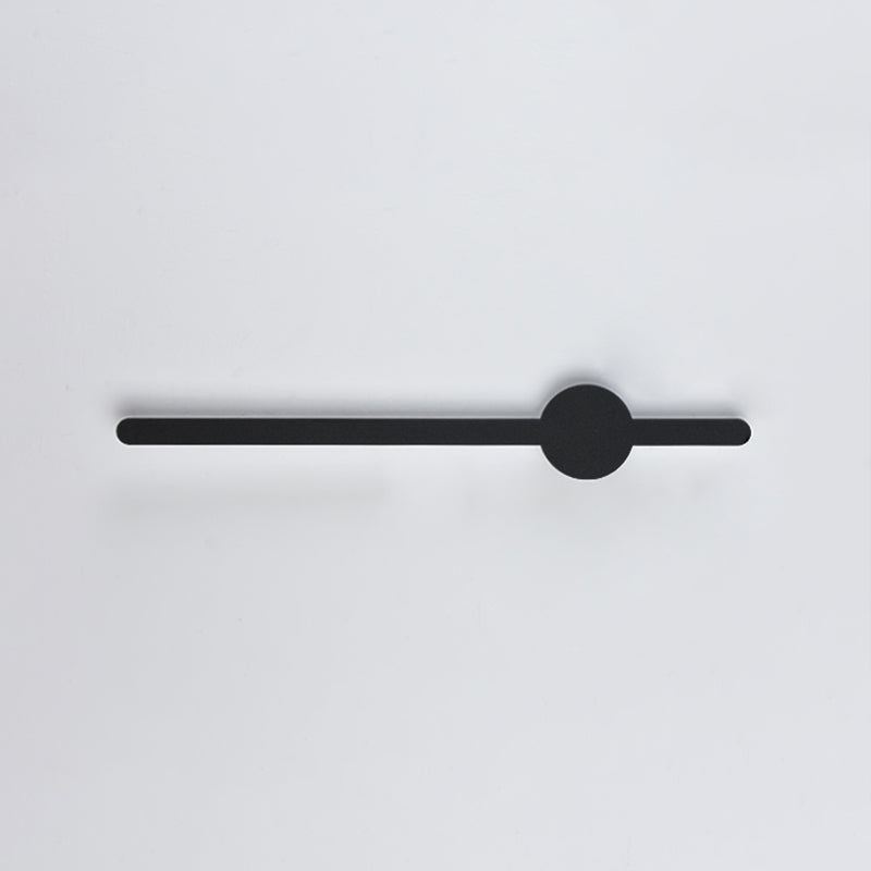 Forme linéaire Mur en métal Gamique de style moderne Lumière de mur de lumière unique en noir