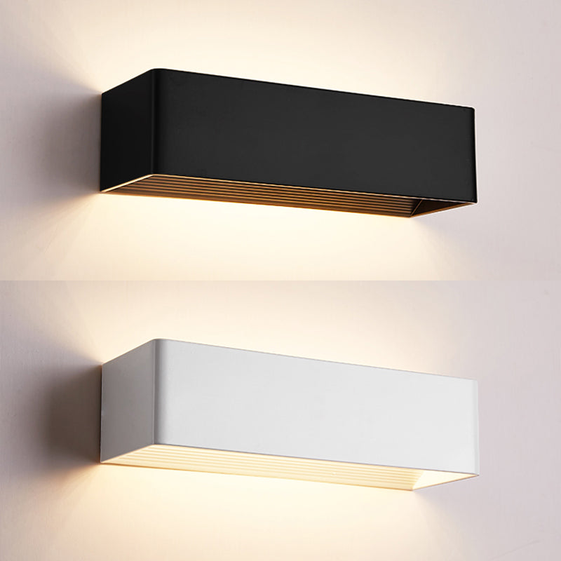 Forme carrée en métal applique de style moderne 2 lumières