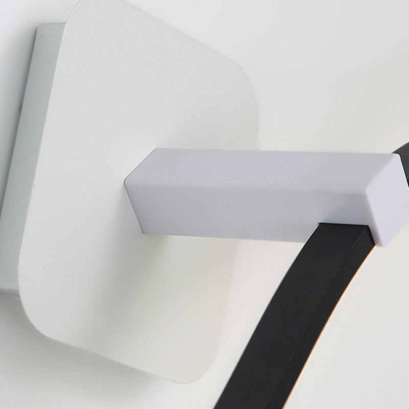 Lineare Form Metall Wandleuchten moderner Stil 1 Lichtspiegel Wandleuchten