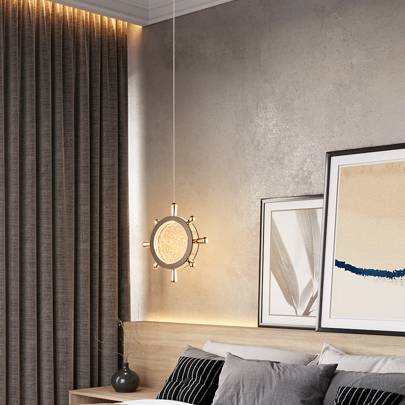 Pendentif contemporain en or