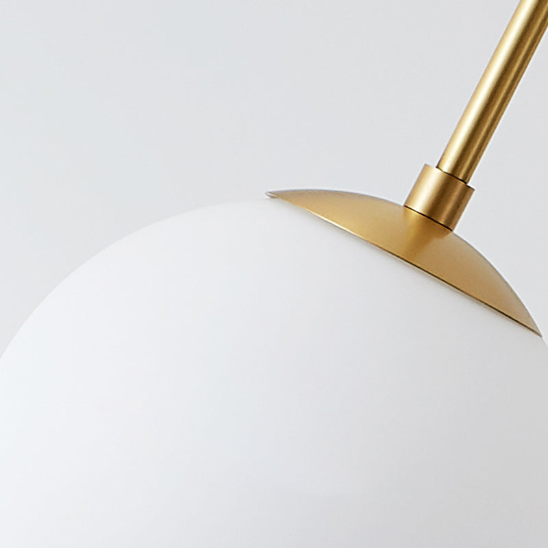 Salle de restauration sphérique lampe suspendue en verre blanc 1 bulbe de style simple léger en laiton