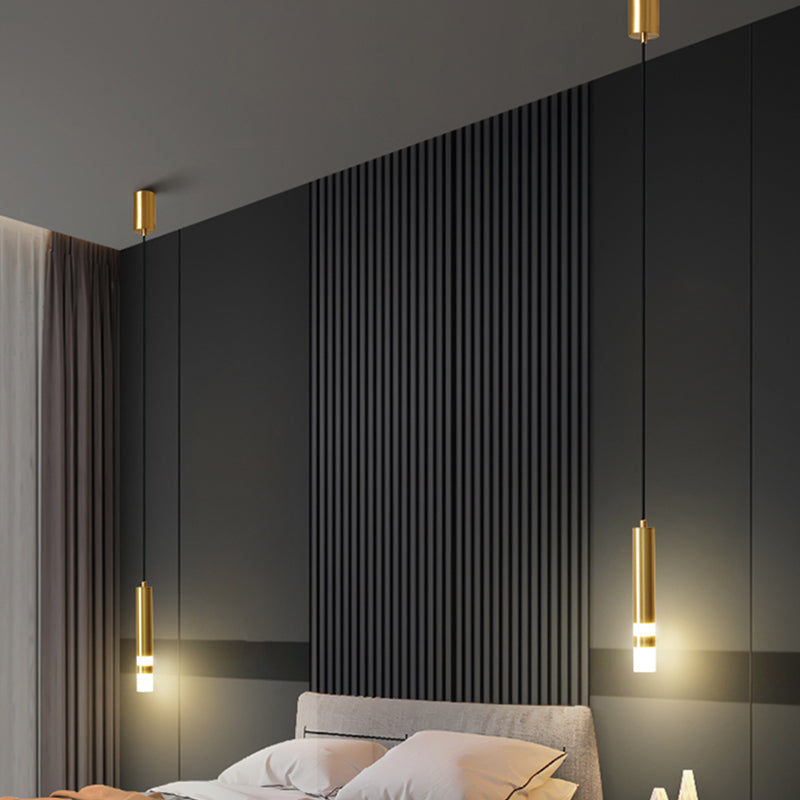 Lumière suspendue métallique