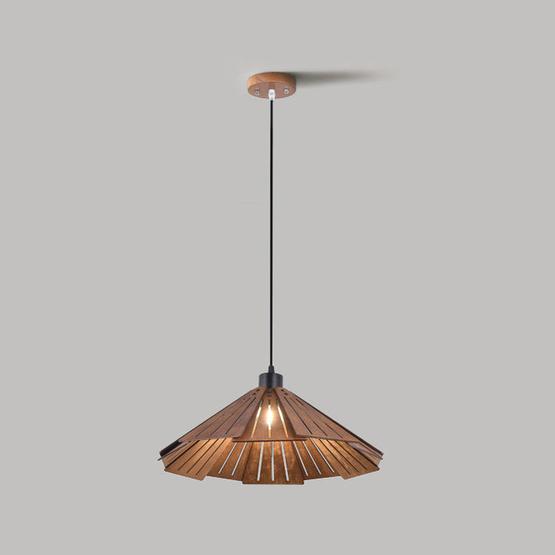 Style contemporain suspendu en bois