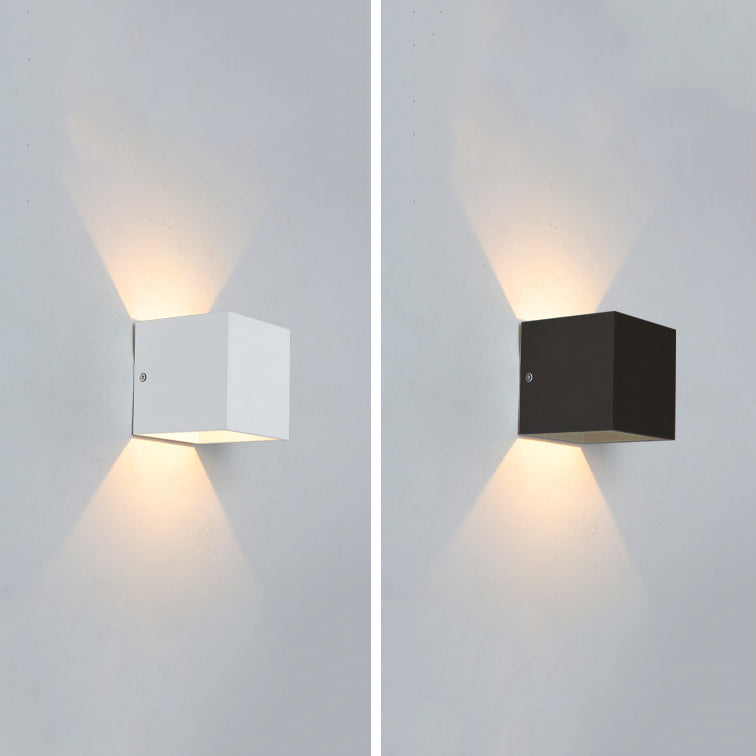 Moderner Stil Leuchte Würfel 2 Lichter Wandscheibe mit Metall für Schlafzimmer