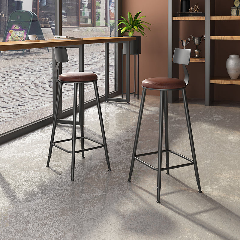 Taburete de bar interior de madera maciza de metal contemporáneo con reposapiés