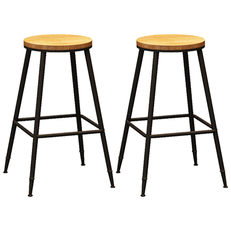 Taburete de bar interior de madera maciza de metal contemporáneo con reposapiés