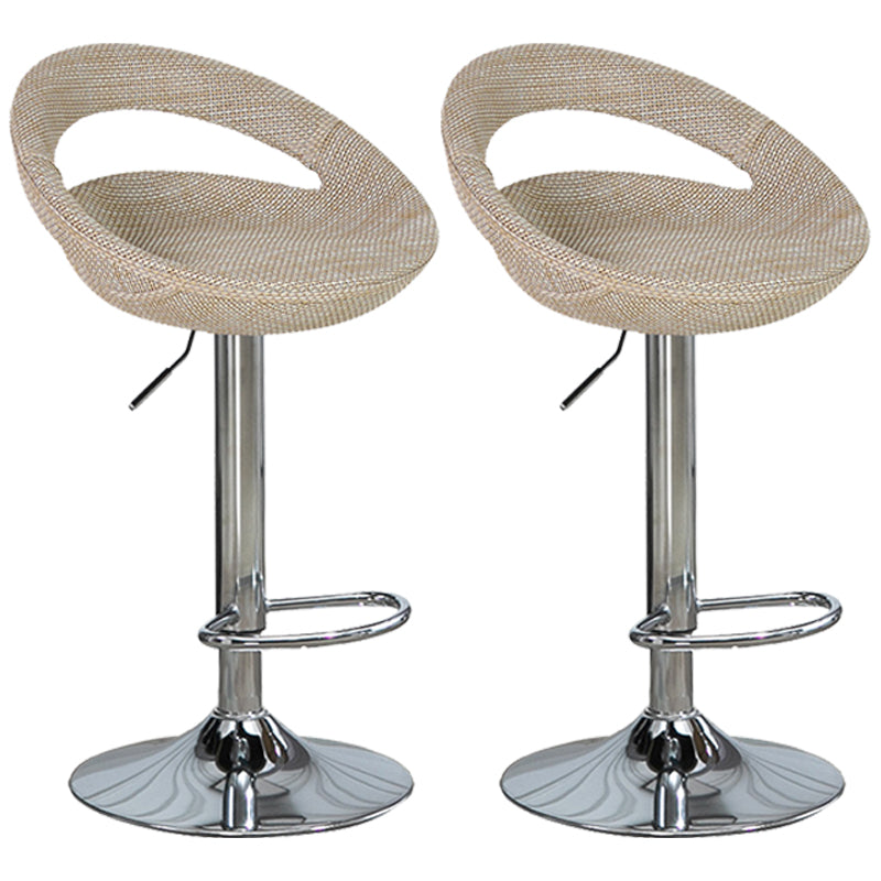 Taburete de bar de estilo industrial con reposapiés de altura ajustable Taburete de bar con respaldo bajo