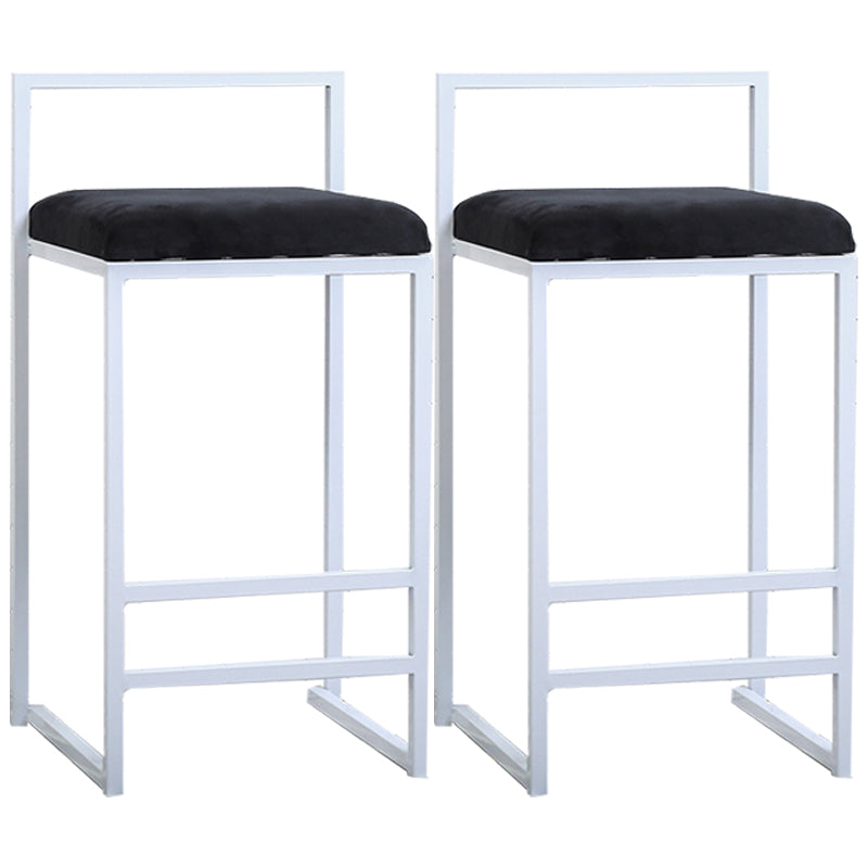 Taburete de bar de metal de estilo moderno con reposapiés y taburete de bar con respaldo bajo para cocina