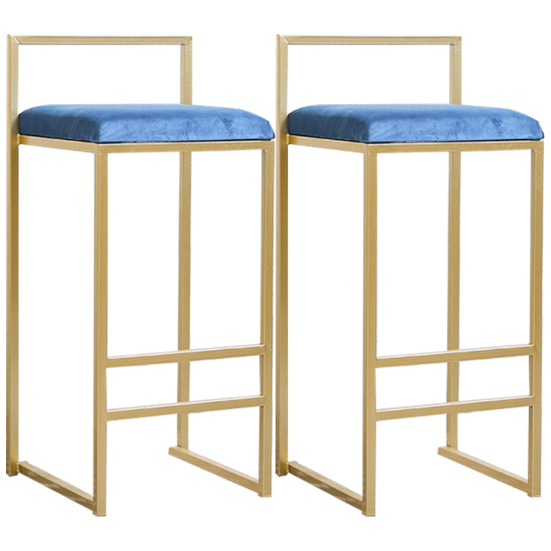 Taburete de bar de metal de estilo moderno con reposapiés y taburete de bar con respaldo bajo para cocina