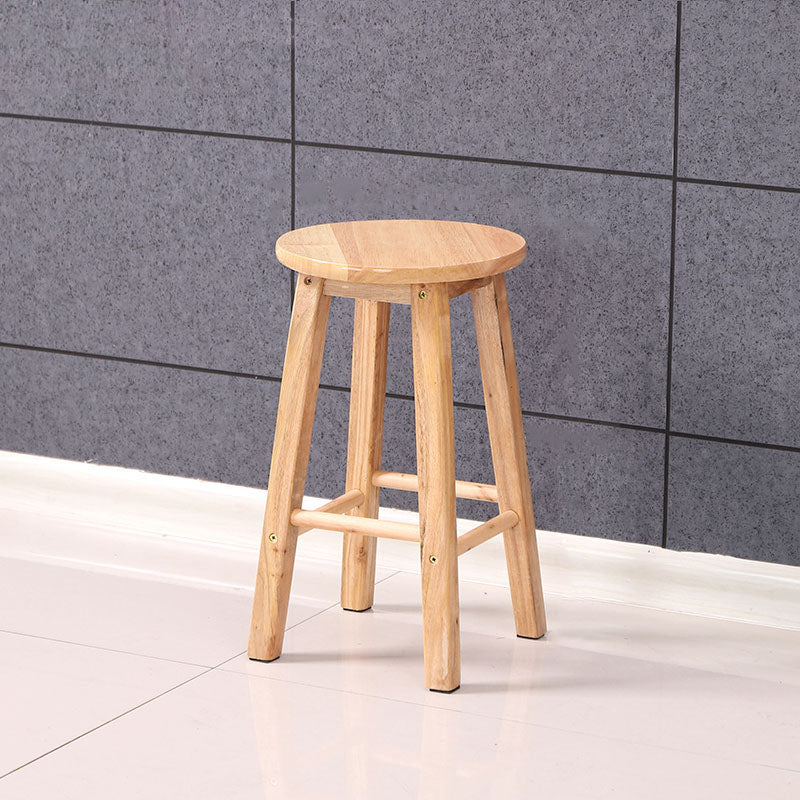 Moderner Barhocker aus Holz ohne Rückenlehne, Barhocker aus Holz mit Sitz und Pedal aus Holz