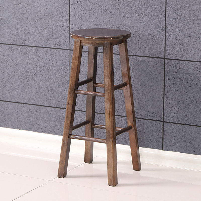 Moderner Barhocker aus Holz ohne Rückenlehne, Barhocker aus Holz mit Sitz und Pedal aus Holz