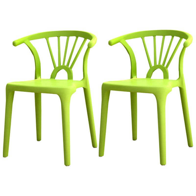 Silla lateral apilable de plástico moderno con respaldo de listón, silla de comedor con acabado mate