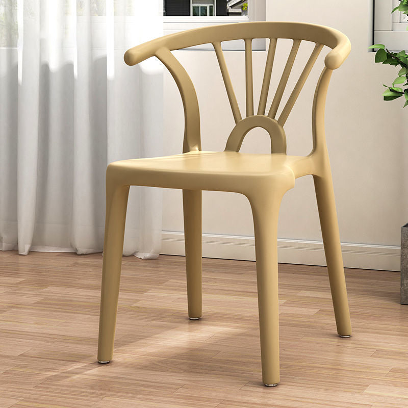 Silla lateral apilable de plástico moderno con respaldo de listón, silla de comedor con acabado mate