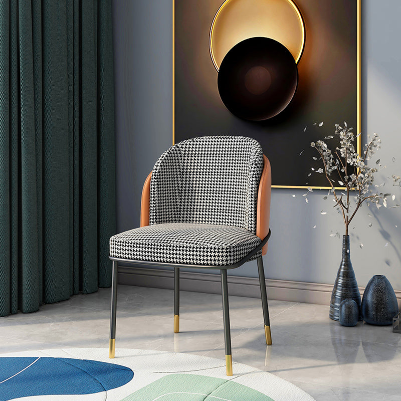 Silla de comedor de metal Glam, sillas de comedor tapizadas sin brazos para uso doméstico