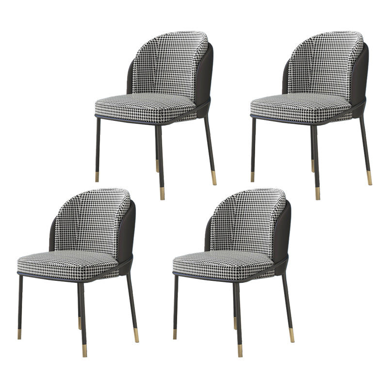Silla de comedor de metal Glam, sillas de comedor tapizadas sin brazos para uso doméstico