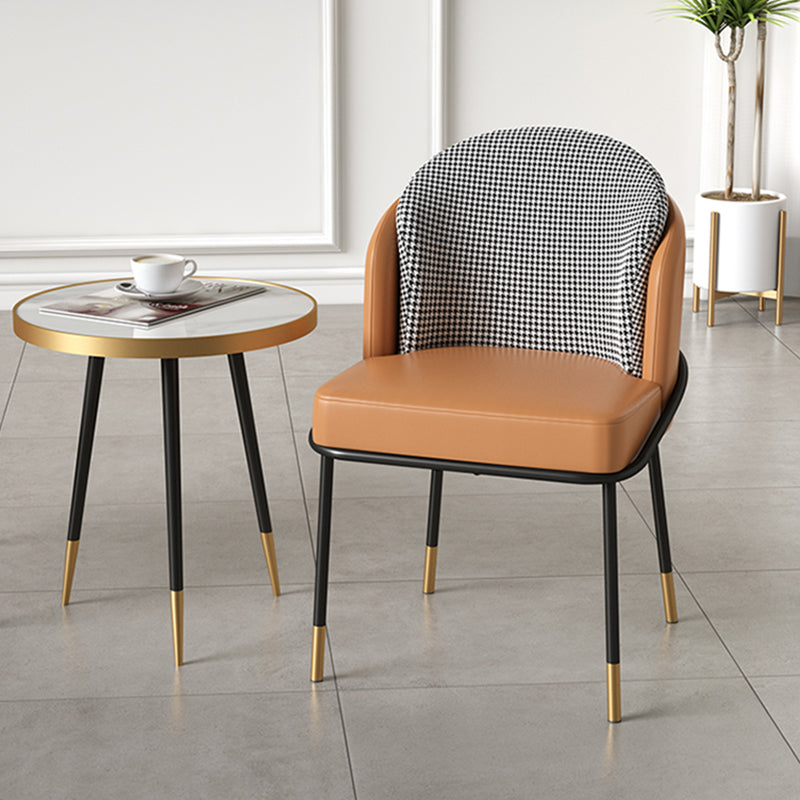 Sillas de comedor tapizadas de metal Glam, sillas de comedor sin brazos para uso en restaurantes