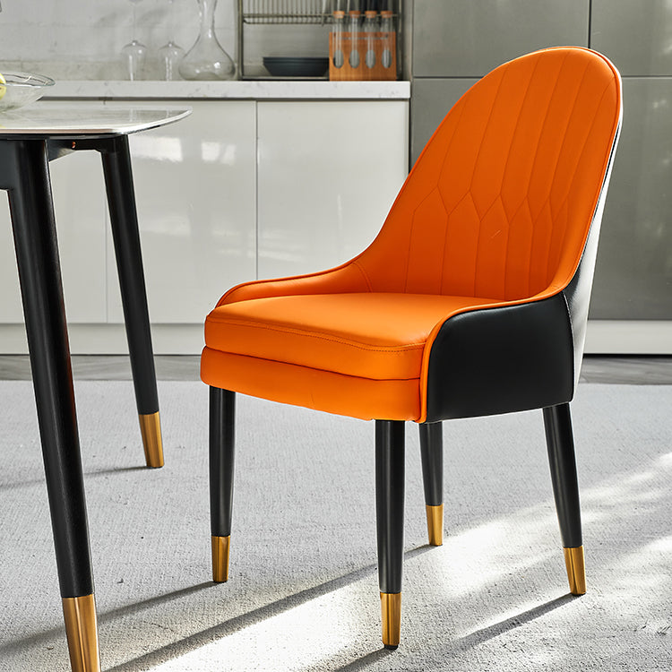 Silla lateral de comedor de cuero de diseño escandinavo Sillas laterales con brazo trasero sólido