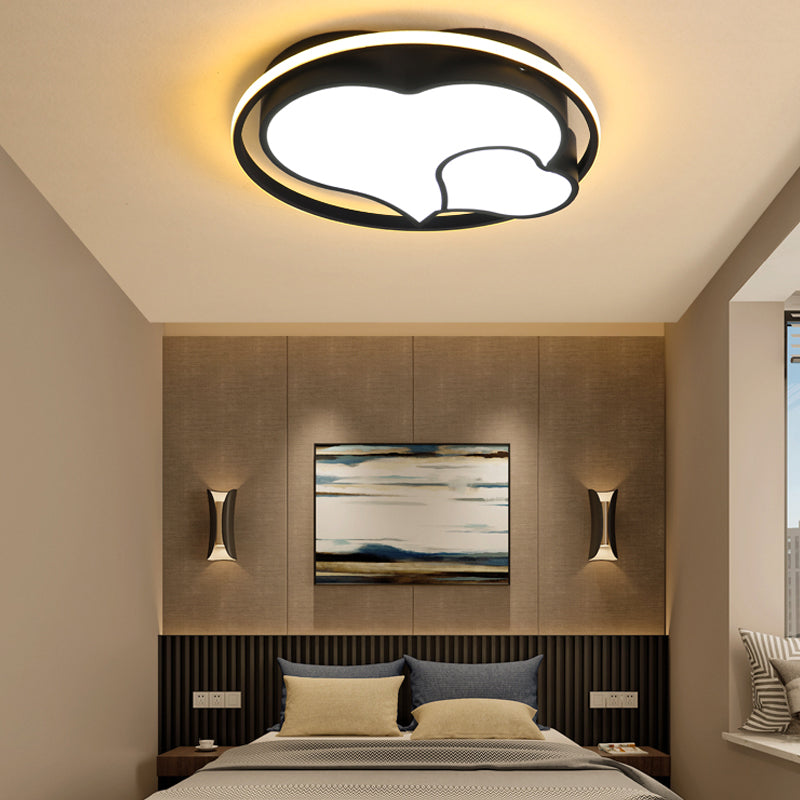 Nordic Heart Shape Ceiling Mount Light 3-Light Bedroom Ceiling Lamps with Acrylic Shade