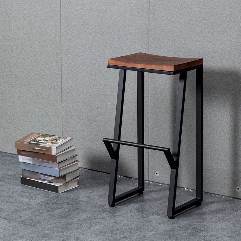 Taburete de bar de metal de estilo moderno con cafetería taburete de bar simple