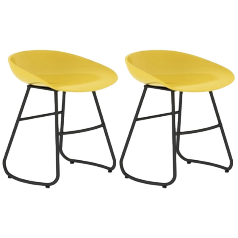 Modern Armless Backrest Counter Stool Iron Dessert Shop Bar Stool with Plastic Seat