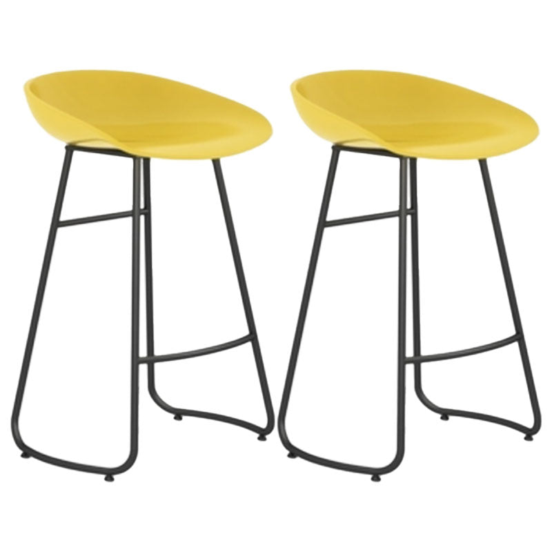 Modern Armless Backrest Counter Stool Iron Dessert Shop Bar Stool with Plastic Seat