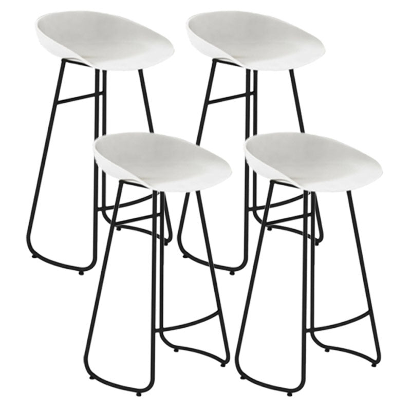Modern Armless Backrest Counter Stool Iron Dessert Shop Bar Stool with Plastic Seat