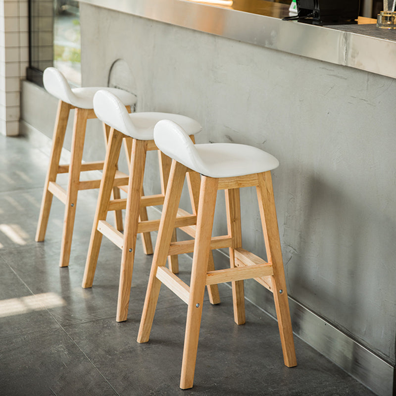 Taburete de bar sin brazos con respaldo moderno, taburete de bar de madera para tienda de postres con cojín y pedal