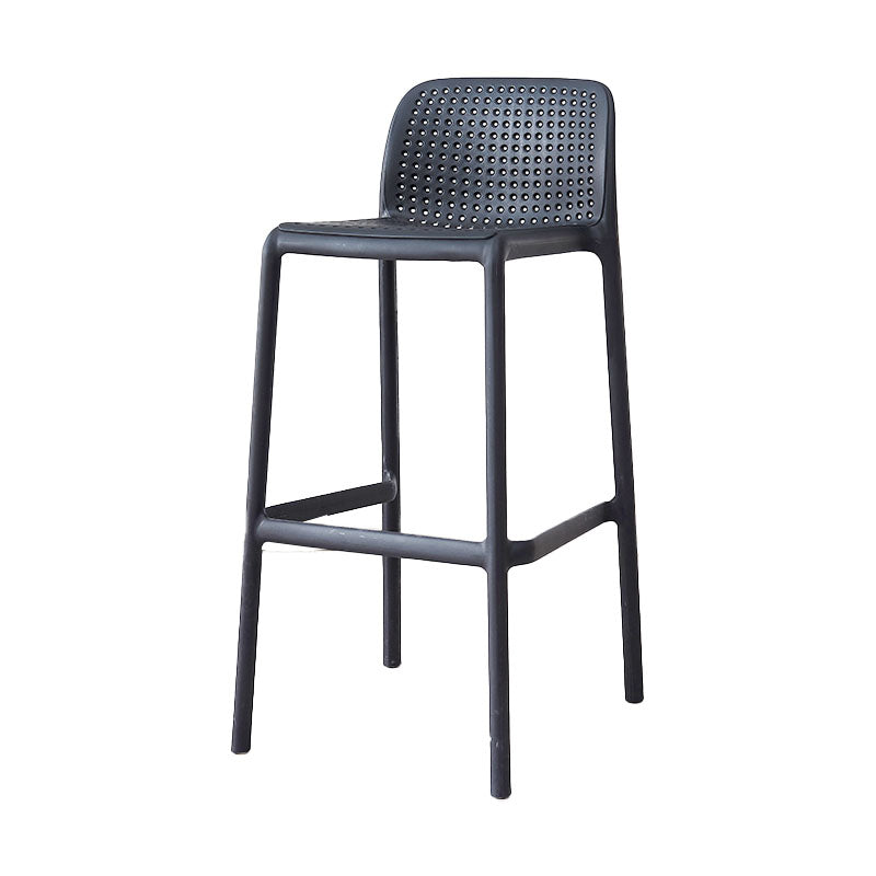 Taburete de bar de plástico contemporáneo, taburete de bar Bristol con reposapiés y respaldo bajo