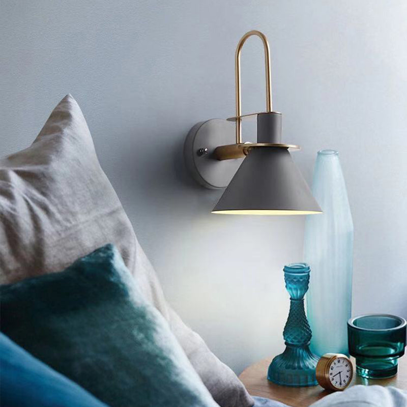 Geometric Shape Metal Wall Lighting Industrial Single Light Wall Mounted Lighting